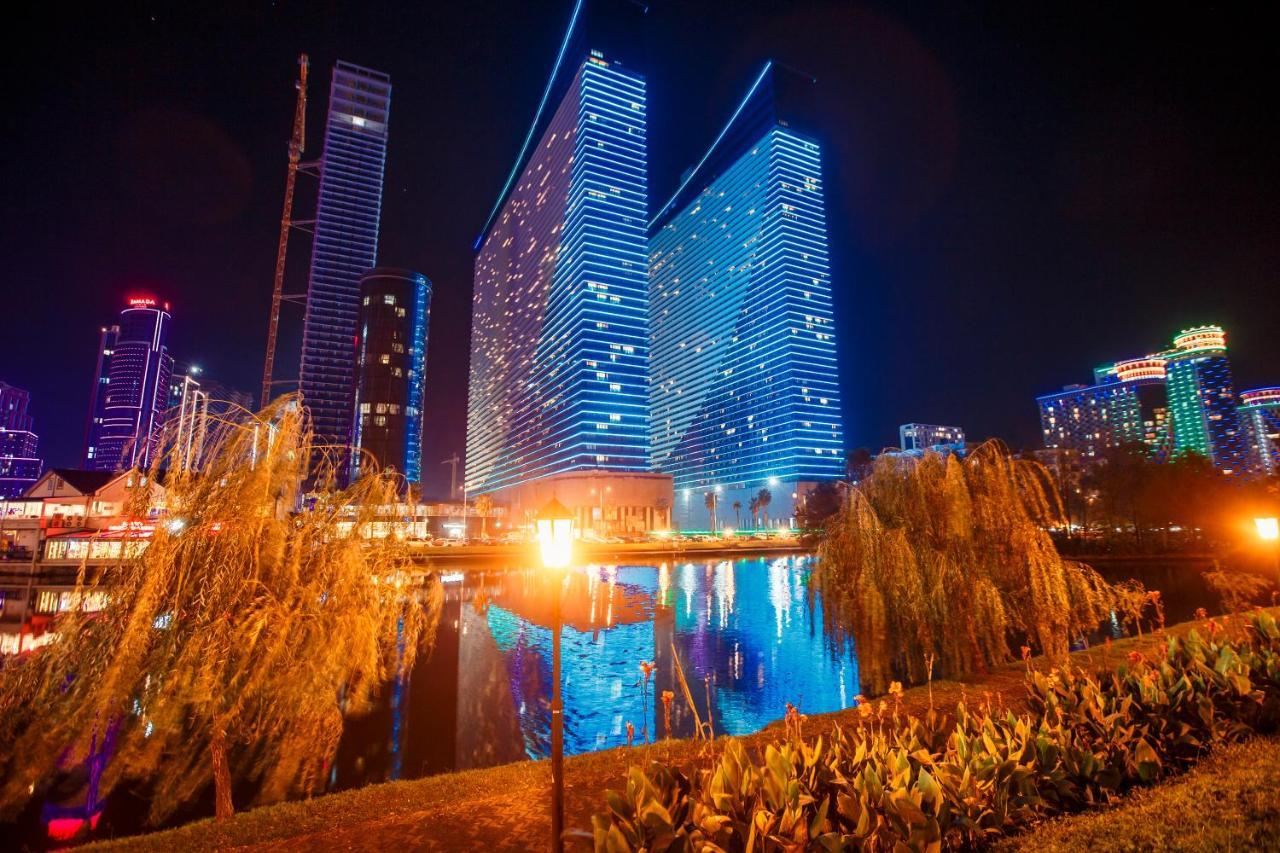 Panorama Orbi City Center Suite Sea View Batoumi Extérieur photo