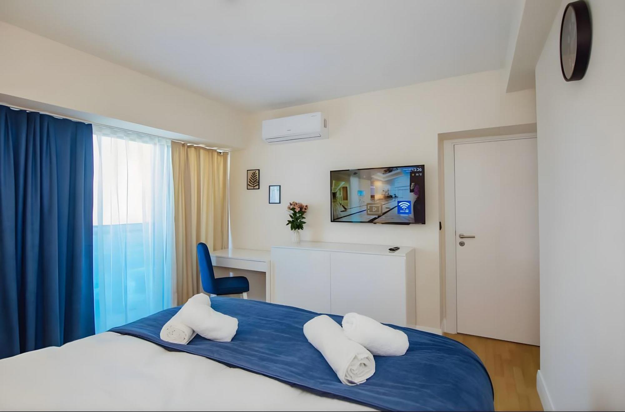 Panorama Orbi City Center Suite Sea View Batoumi Extérieur photo
